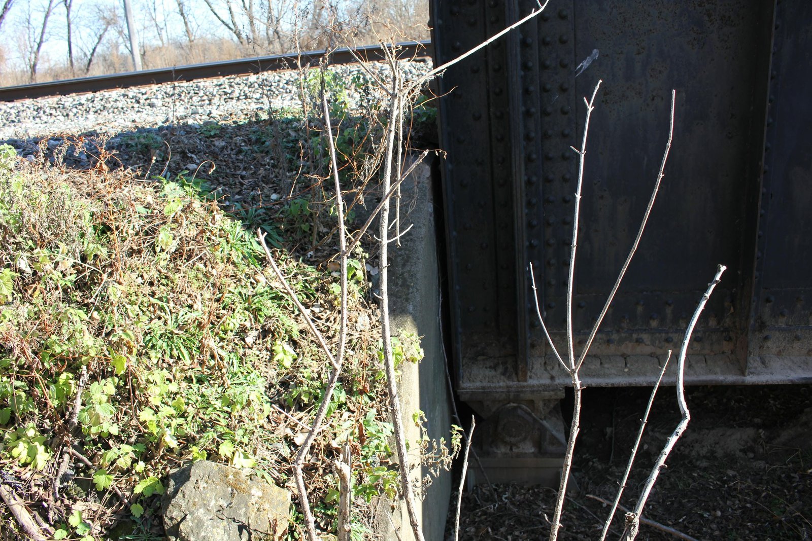 East abutment